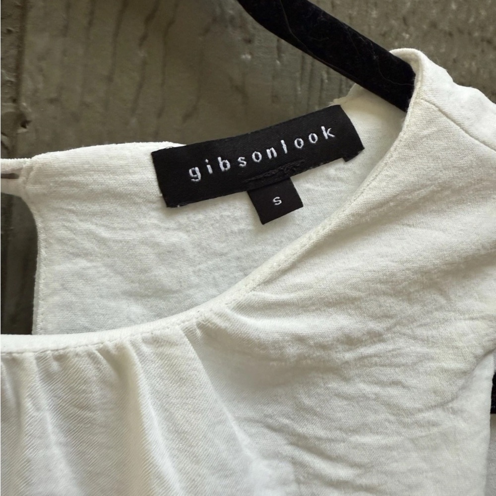 Gibsonlook Women's Sleeveless Bubble Hem Top Shirt Size Small White - Picture 8 of 11